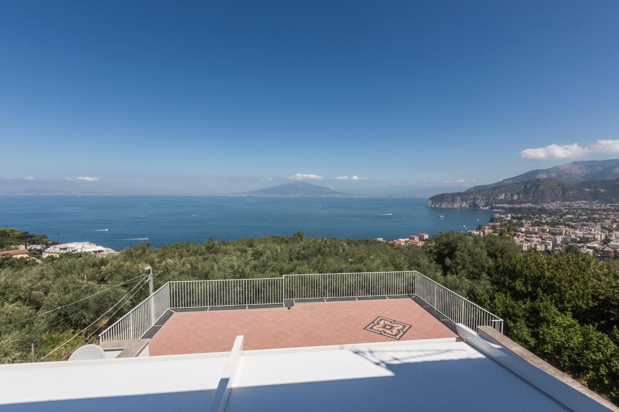 La Terrazza Sul Golfo Villa Sorrento Luaran gambar